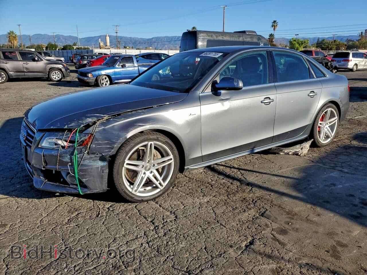 Photo WAUFFAFL8CA017995 - AUDI A4 2012