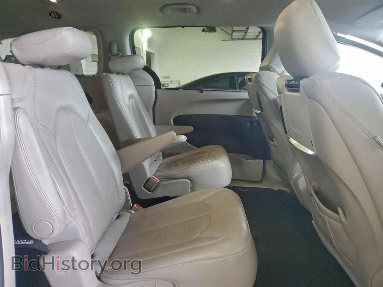 2020 CHRYSLER PACIFICA - VIN: 2C4RC1EG5LR100986 - Photo 11