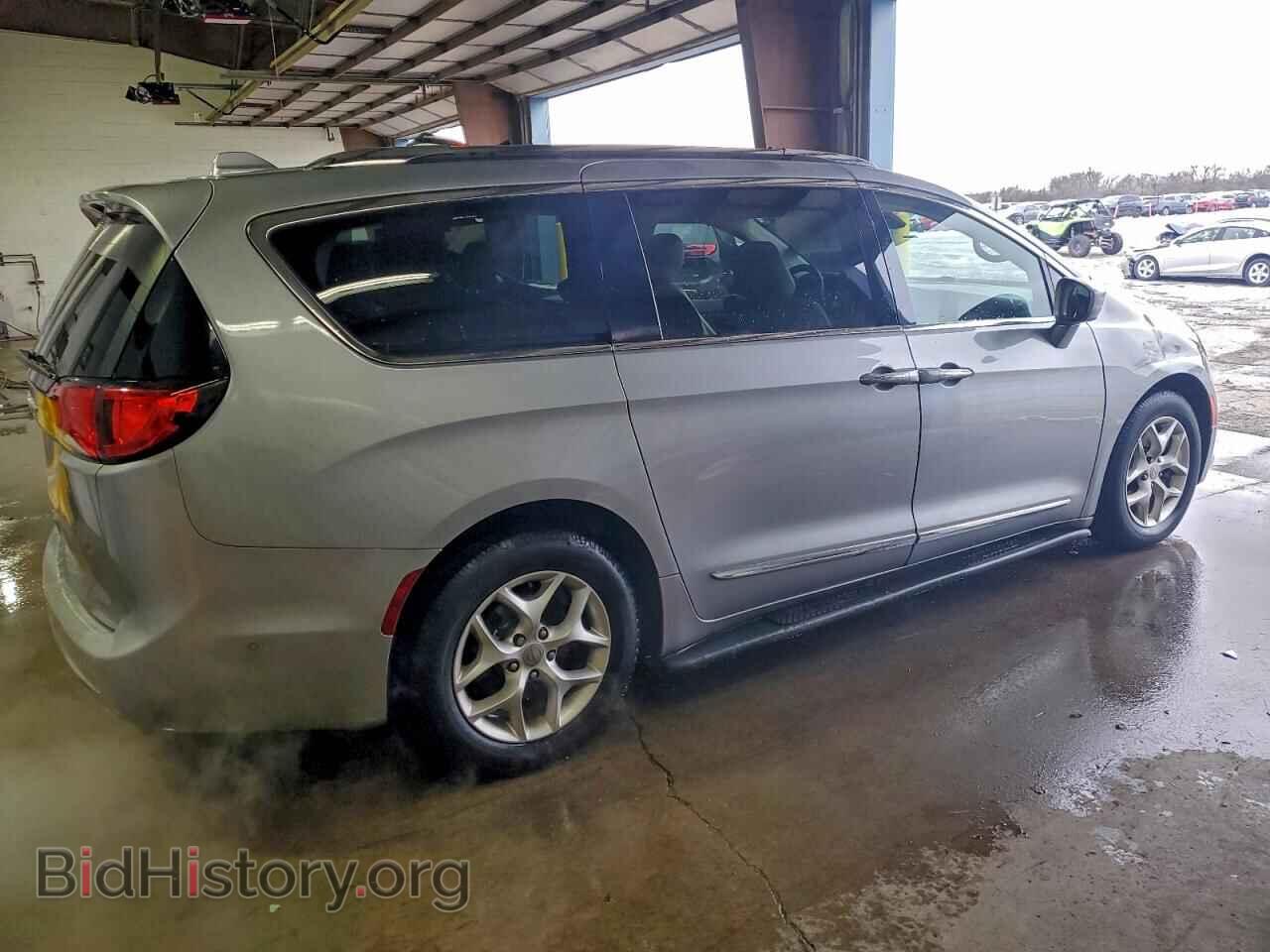 2020 CHRYSLER PACIFICA - VIN: 2C4RC1EG5LR100986 - Photo 3
