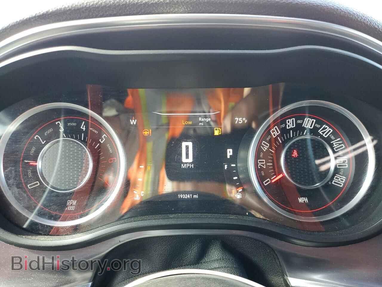 2015 DODGE CHALLENGER - VIN: 2C3CDZFJ3FH704921 - Фото 9