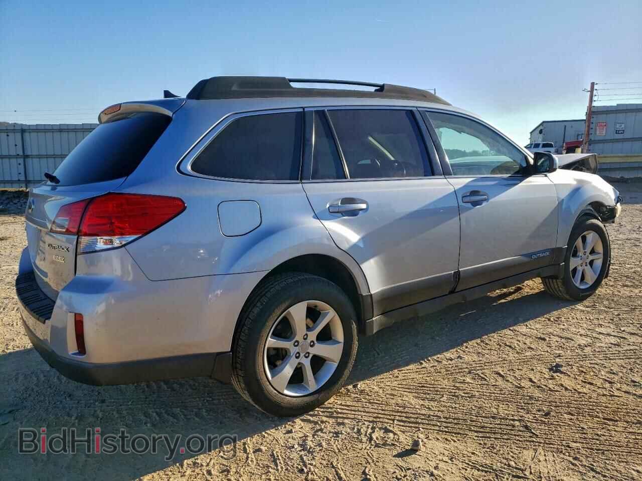 2014 SUBARU OUTBACK - VIN: 4S4BRBCC3E3209850 - Фото 3