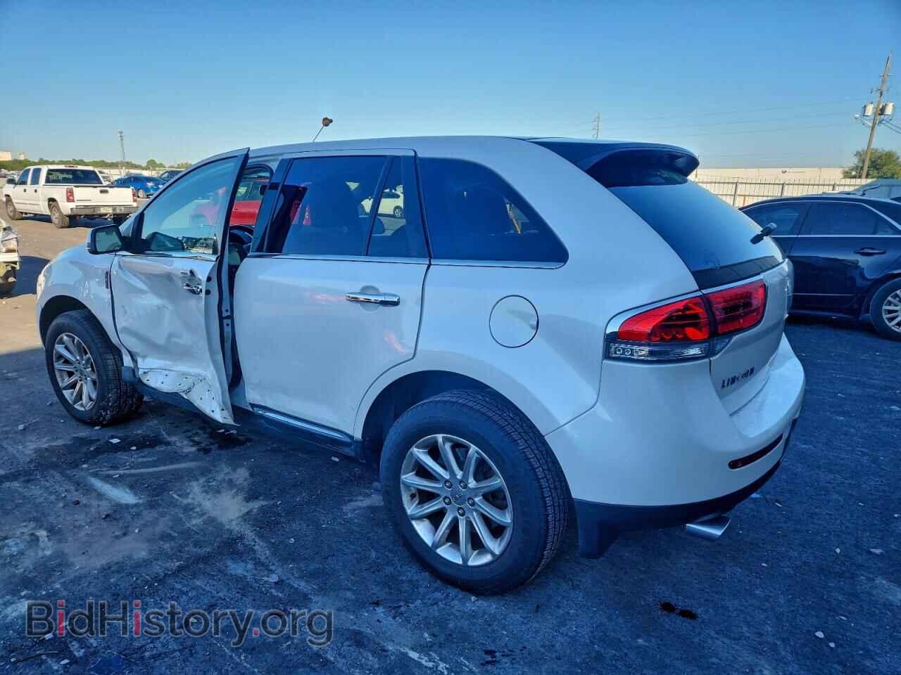 2012 LINCOLN MKX - VIN: 2LMDJ6JK4CBL03657 - Photo 2