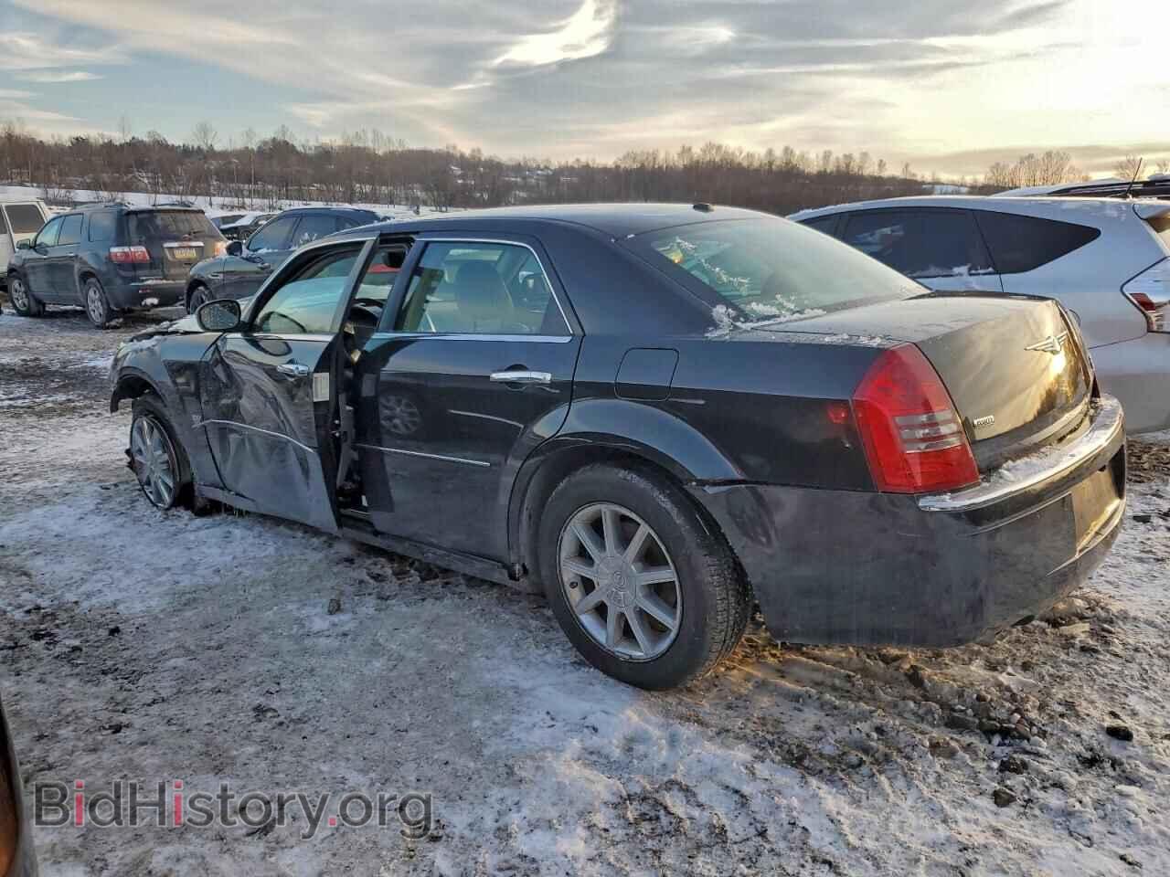 2007 CHRYSLER 300 - VIN: 2C3LK63HX7H871025 - Фото 2