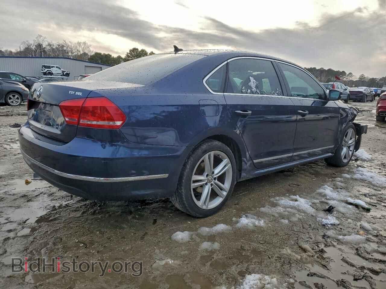 2015 VOLKSWAGEN PASSAT - VIN: 1VWCV7A38FC041206 - Фото 3