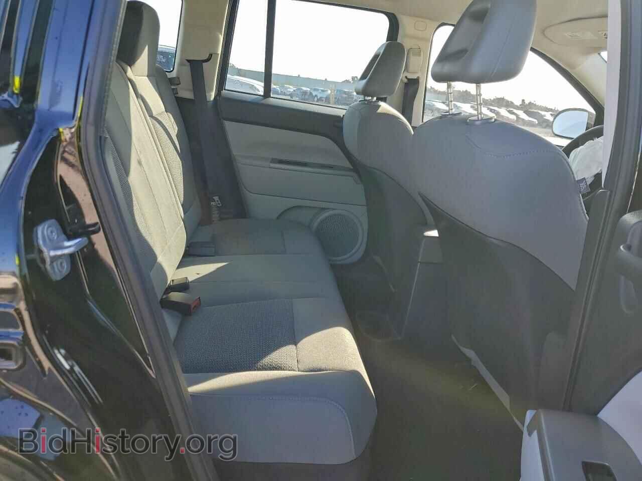 2007 JEEP COMPASS - VIN: 1J8FT47047D391678 - Photo 11