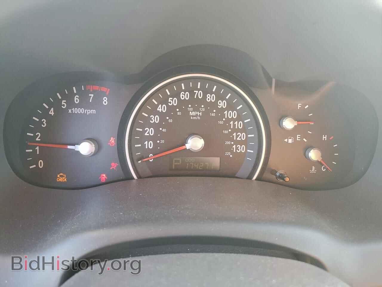 2014 KIA All Models - VIN: KNDMG4C77E6563936 - Photo 9