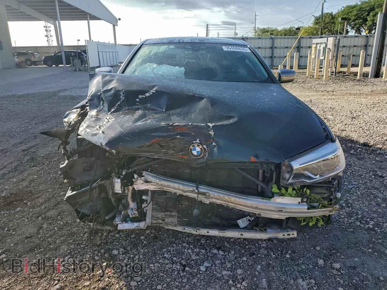 2019 BMW M5 - VIN: WBAJB9C50KB289010 - Photo 5