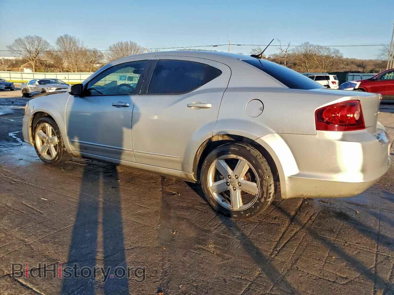 2011 DODGE AVENGER - VIN: 1B3BD1FB1BN589076 - Фото 2