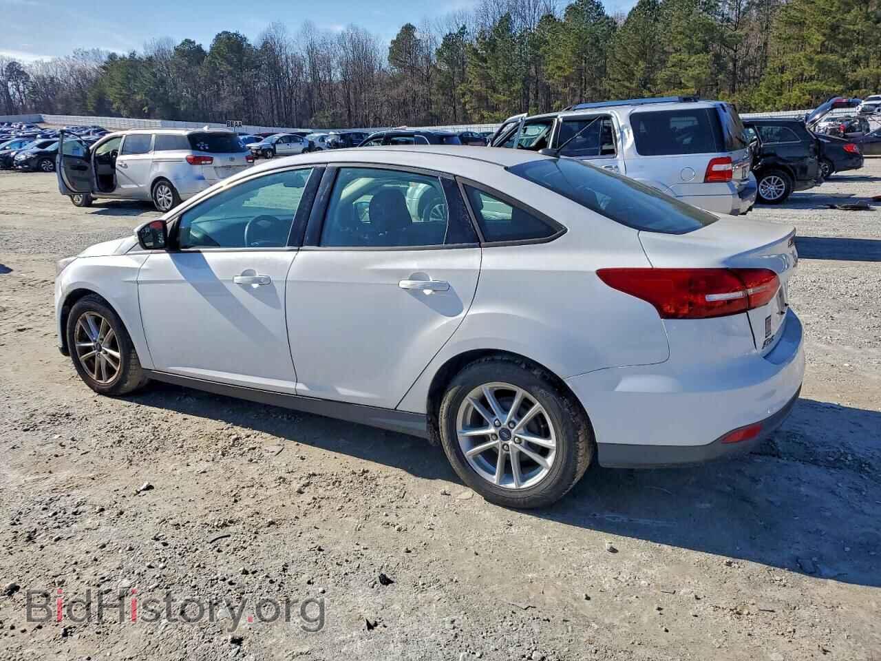 2015 FORD FOCUS - VIN: 1FADP3F29FL233668 - Фото 2