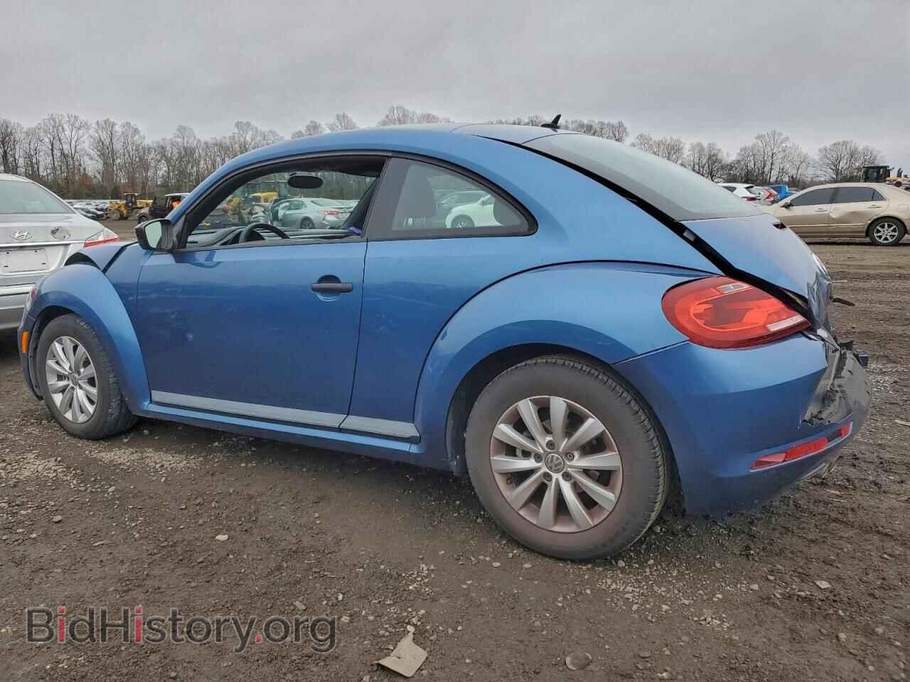 2017 VOLKSWAGEN BEETLE - VIN: 3VWF17AT9HM609991 - Фото 2