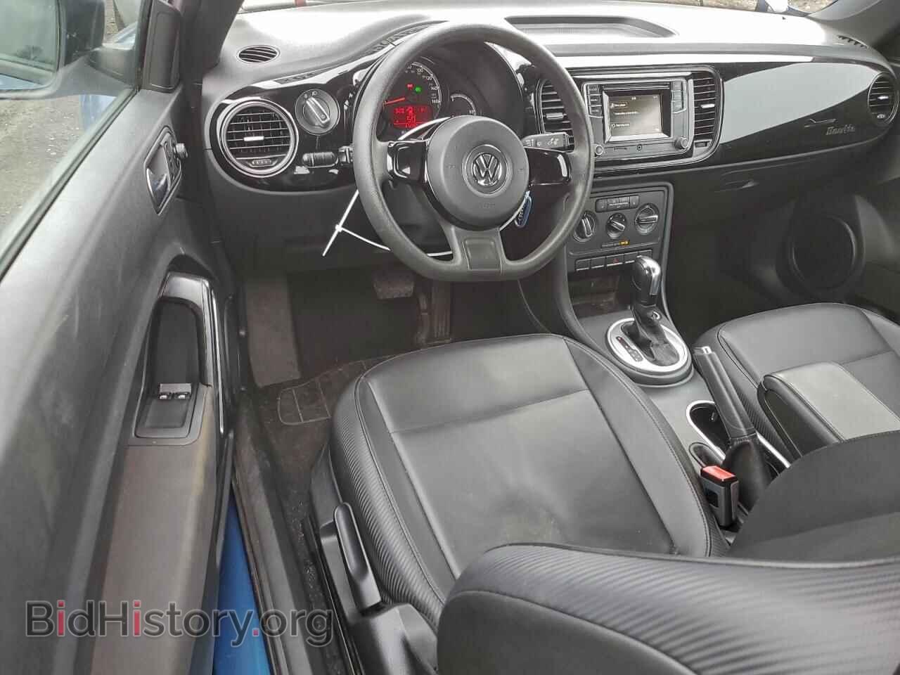 2017 VOLKSWAGEN BEETLE - VIN: 3VWF17AT9HM609991 - Фото 8