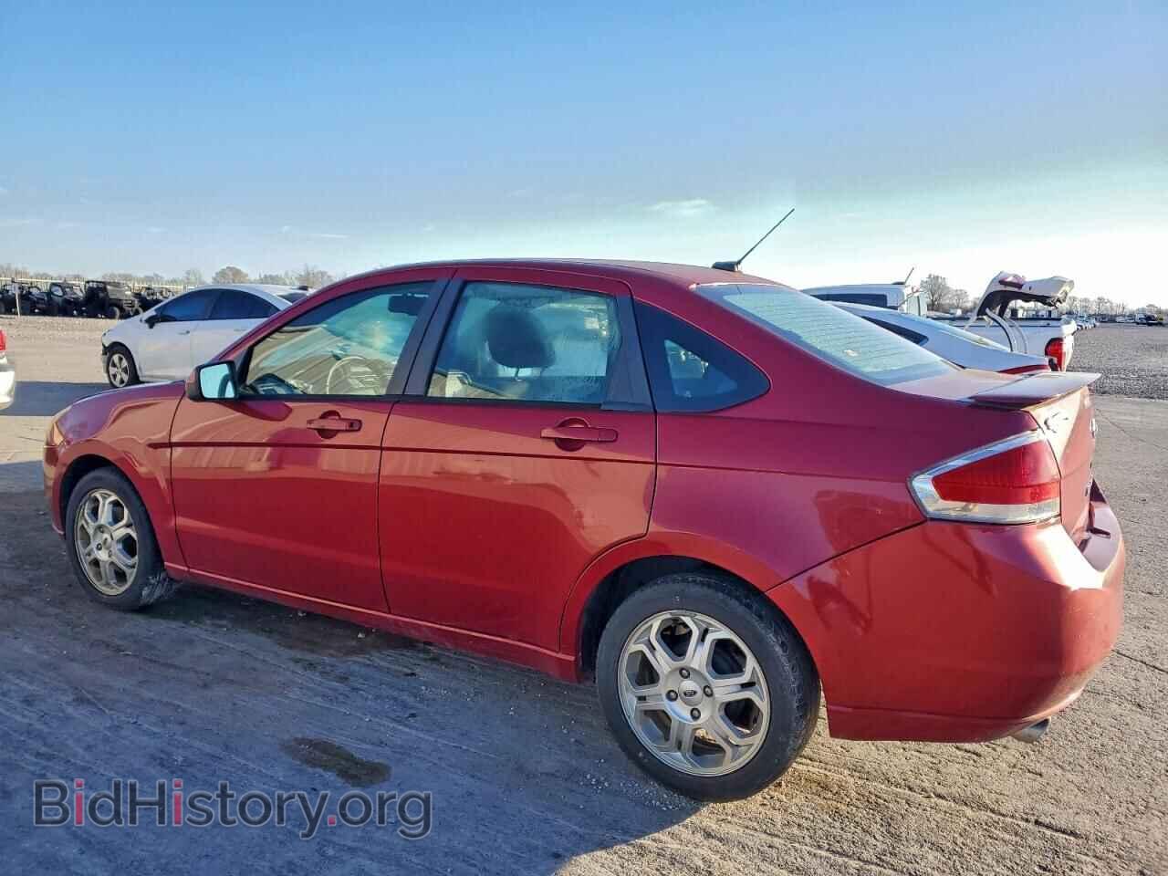 2009 FORD FOCUS - VIN: 1FAHP36N99W162146 - Фото 2