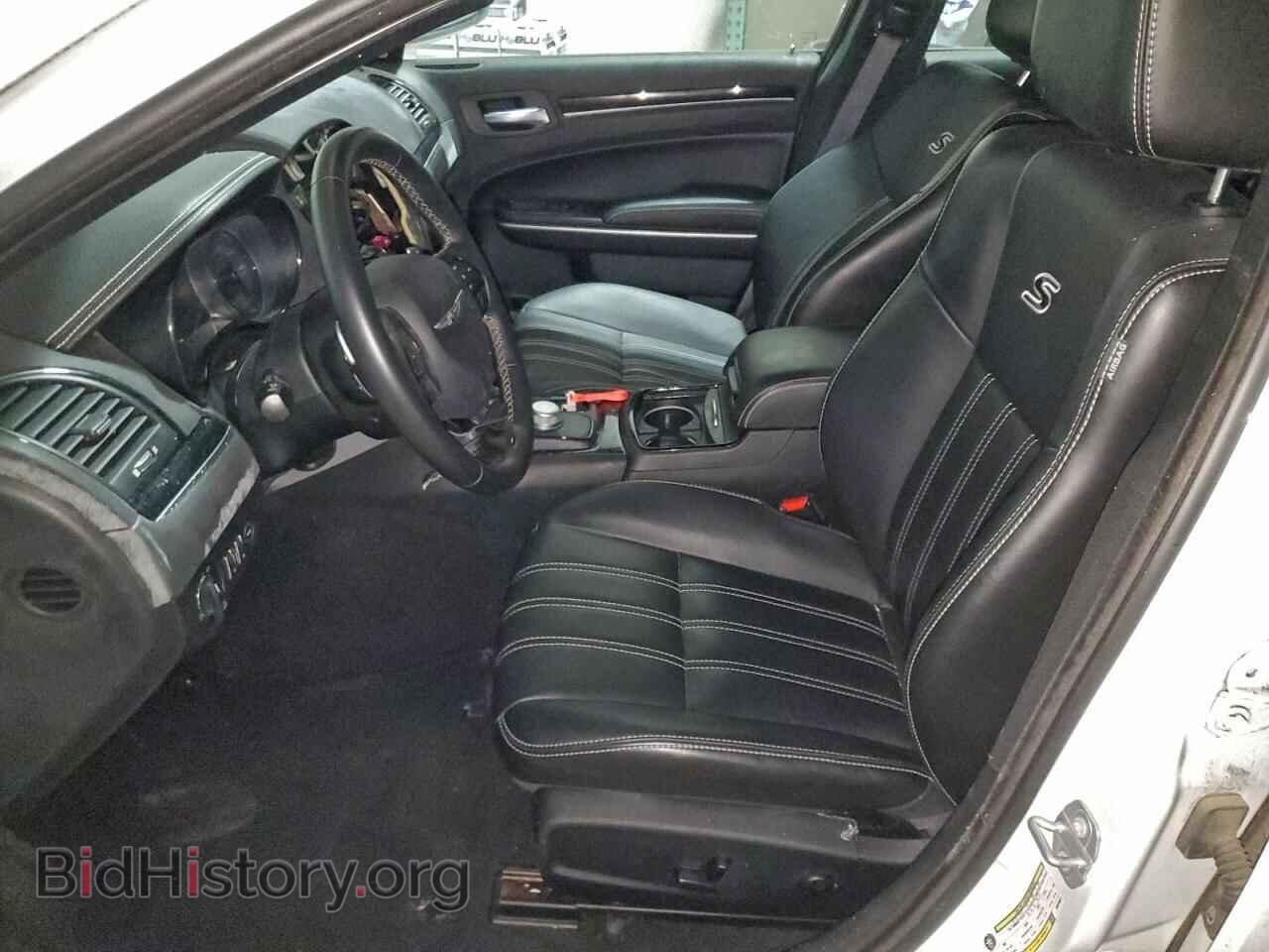 2019 CHRYSLER 300 - VIN: 2C3CCABG6KH516077 - Photo 7
