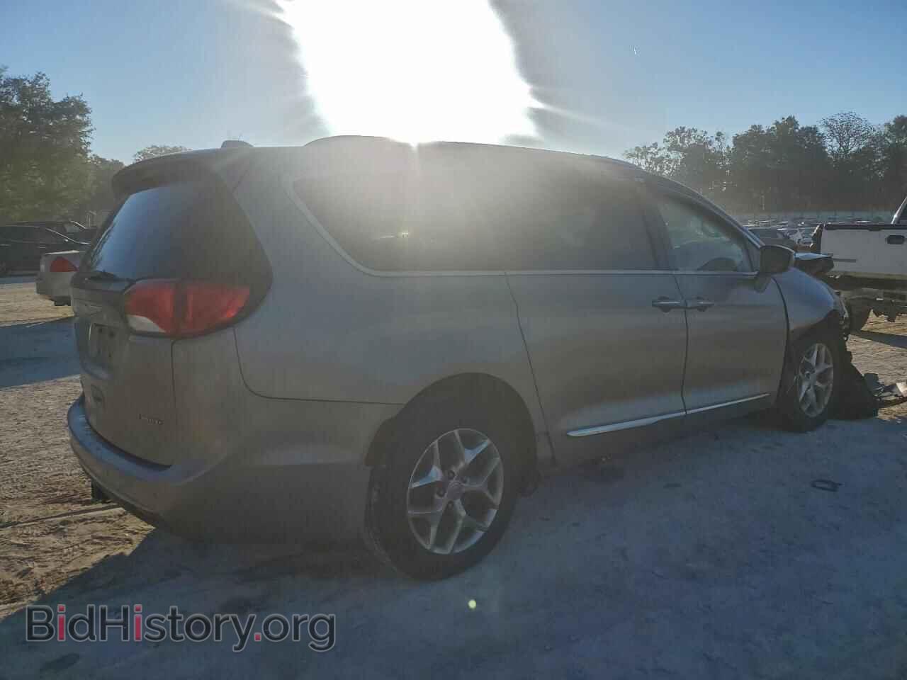 2017 CHRYSLER PACIFICA - VIN: 2C4RC1GG3HR650756 - Фото 3