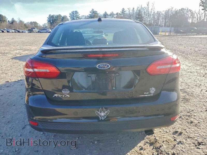 2015 Ford FOCUS (VIN 1FADP3F27FL303779) — photo 6 of 12