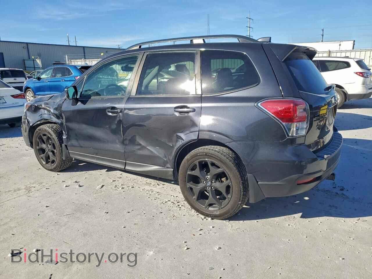 2018 SUBARU FORESTER - VIN: JF2SJAEC2JH443768 - Фото 2