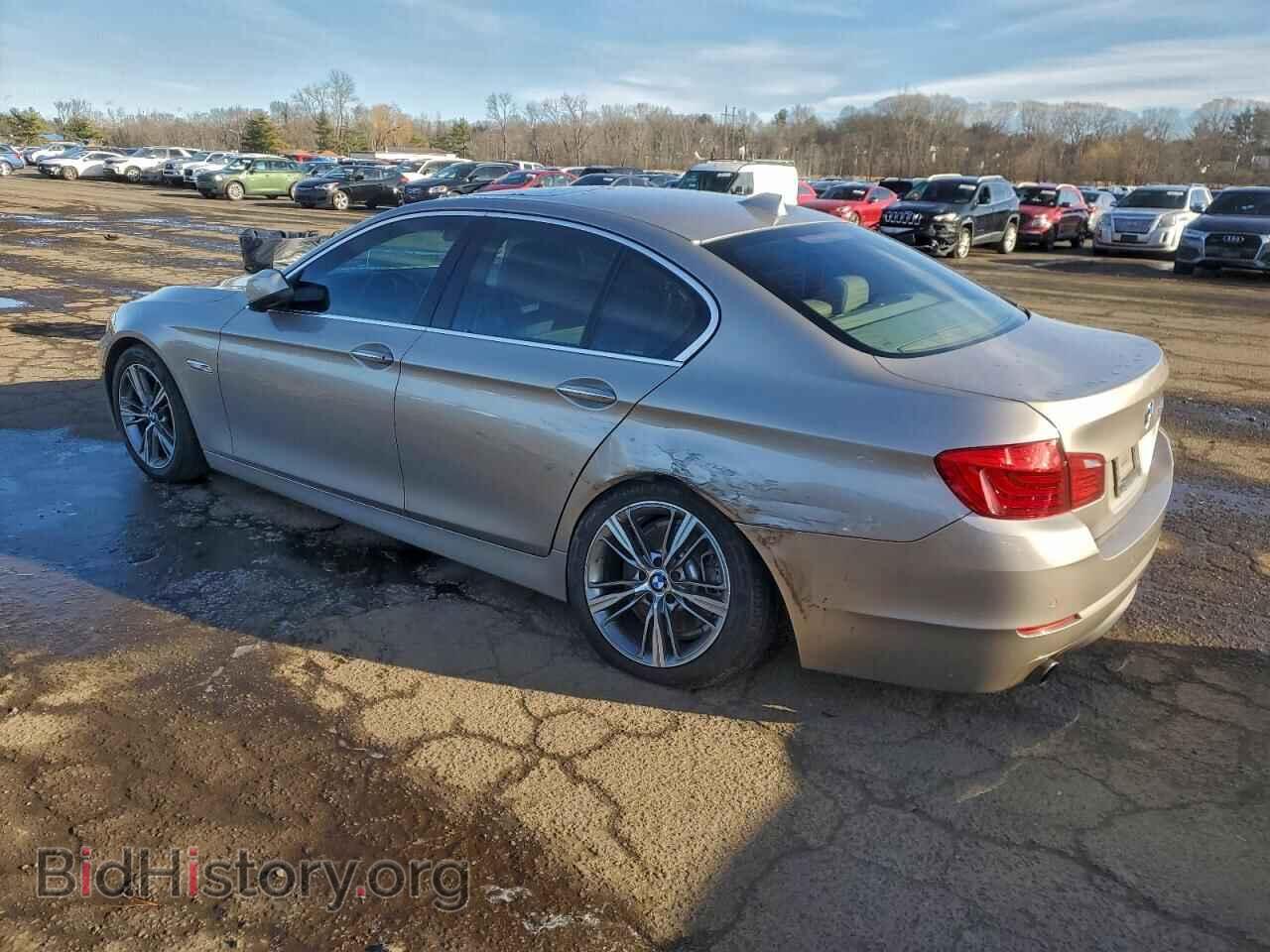 2011 BMW 5 SERIES - VIN: WBAFR7C59BC606878 - Фото 2
