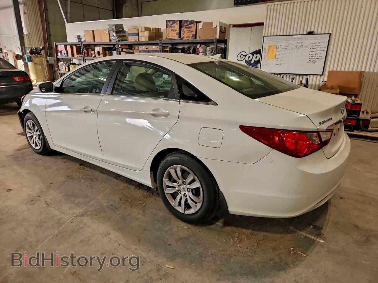 2013 HYUNDAI SONATA - VIN: 5NPEB4AC5DH511793 - Фото 2