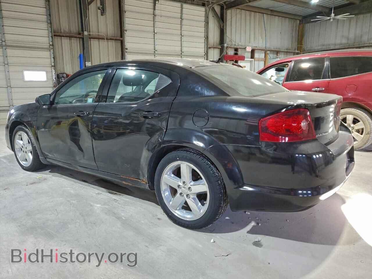 2013 DODGE ALL OTHER - VIN: 1C3CDZAB5DN585208 - Photo 2