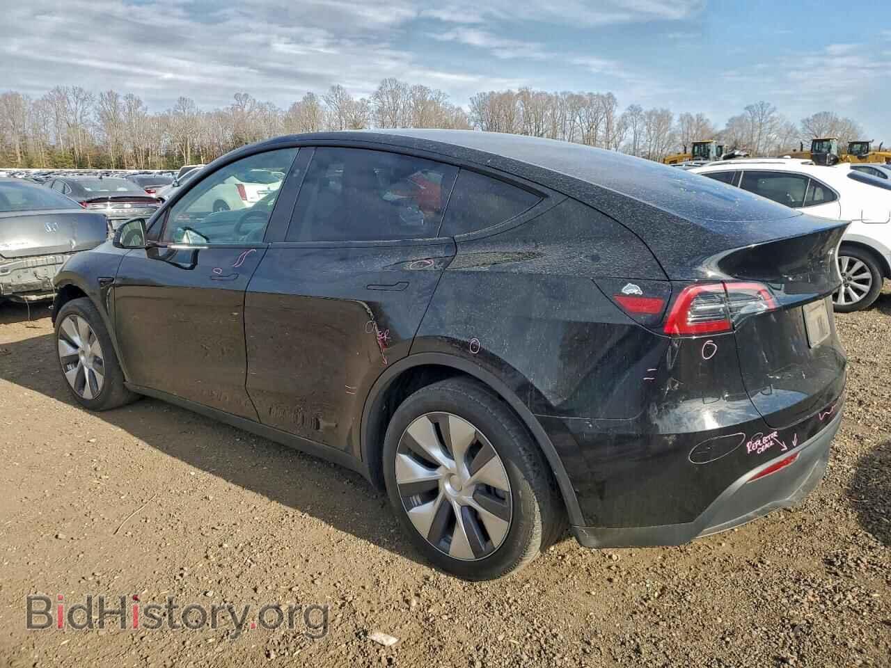 2023 TESLA MODEL Y - VIN: 7SAYGDEE4PA189371 - Фото 2