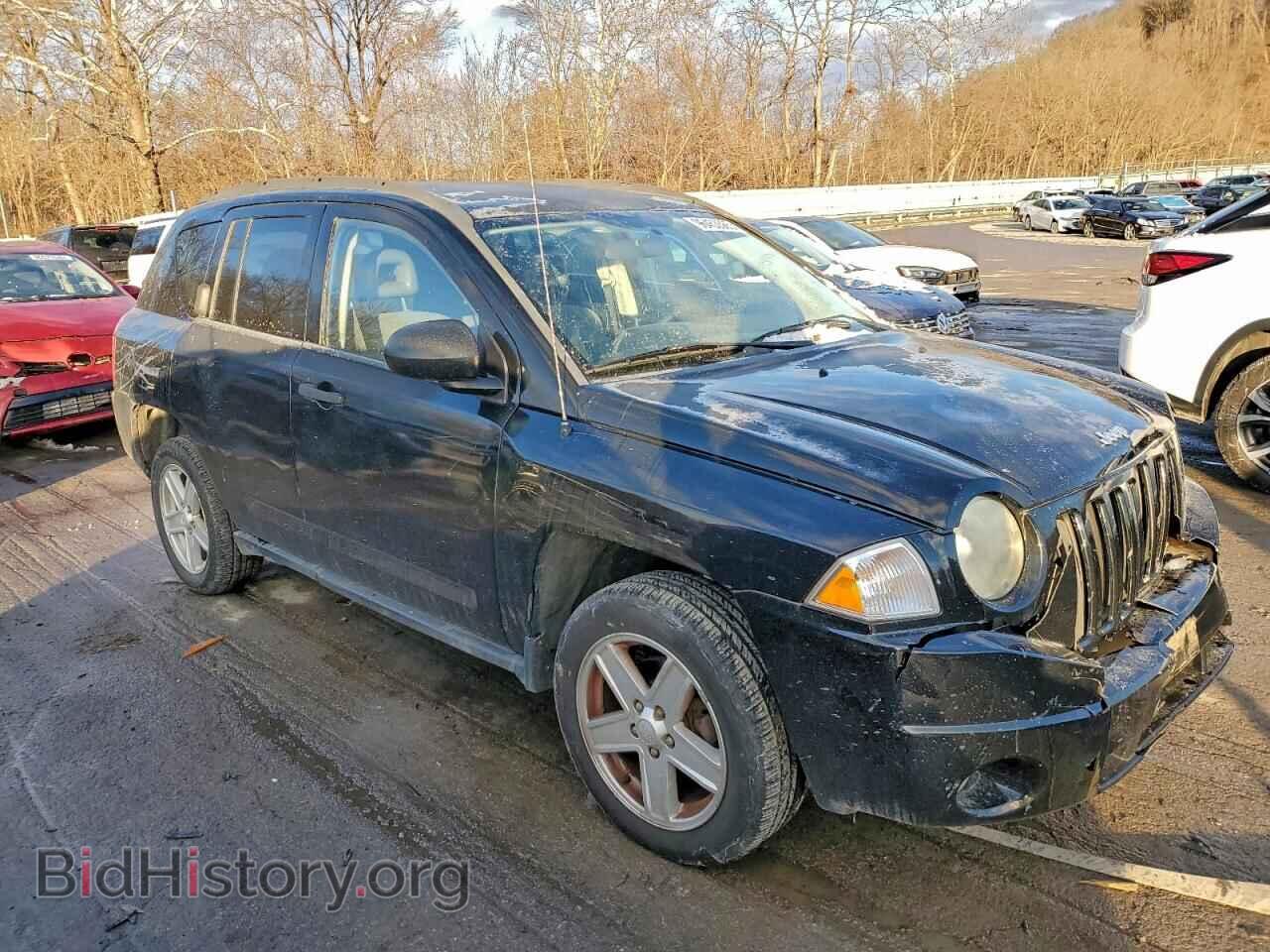 2007 JEEP COMPASS - VIN: 1J8FF47WX7D597244 - Фото 4