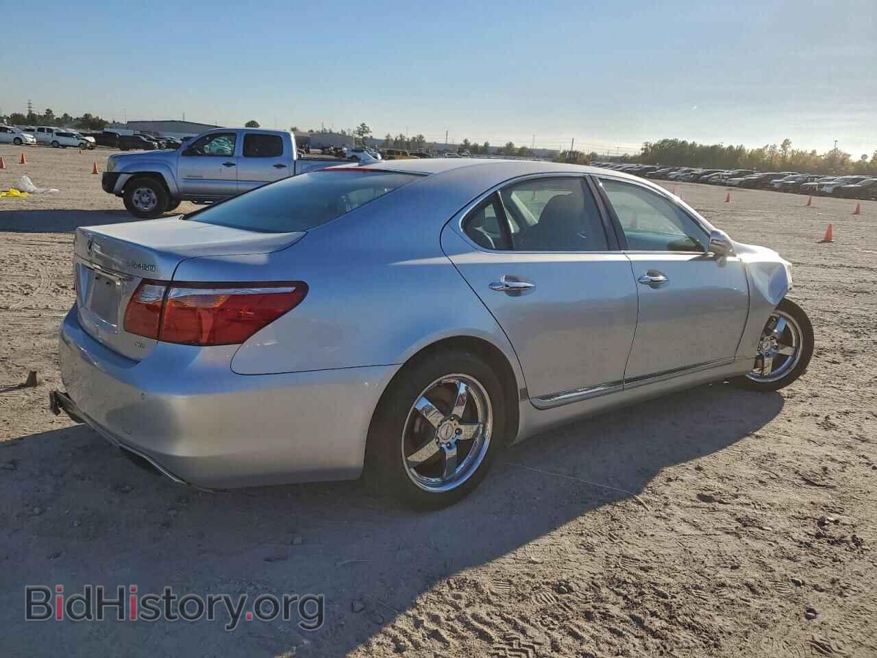 2010 LEXUS LS460 - VIN: JTHCL5EF3A5007073 - Фото 3