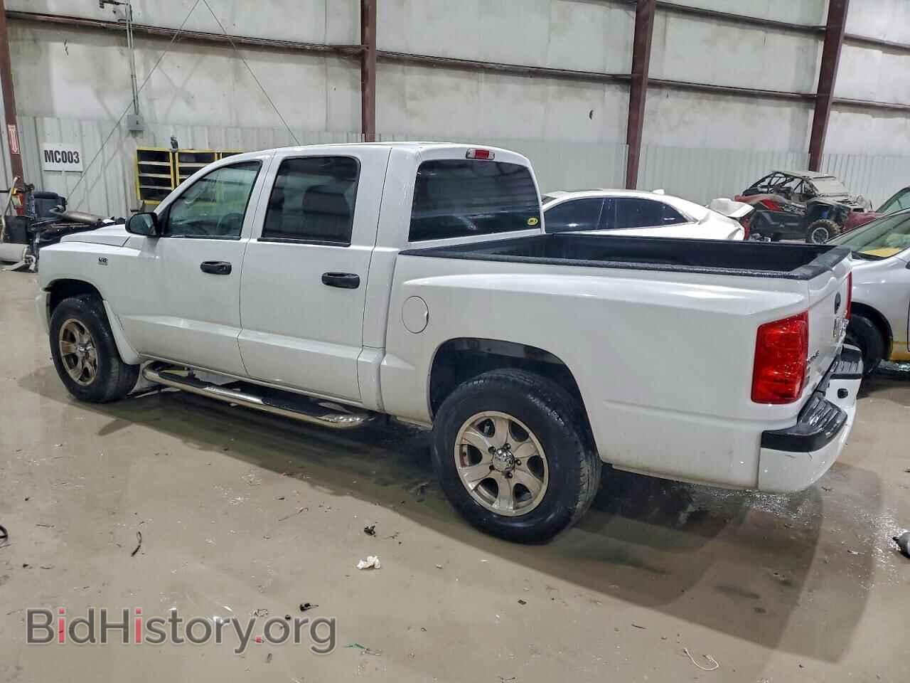 2011 DODGE DAKOTA - VIN: 1D7RE3GP8BS614014 - Фото 2