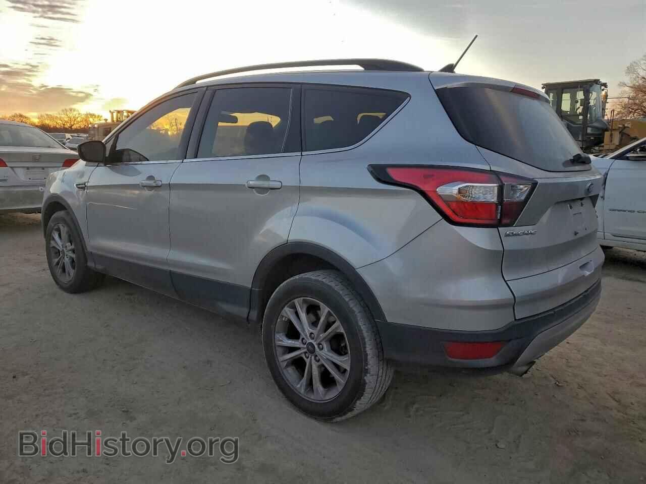 2018 FORD ESCAPE - VIN: 1FMCU0GD7JUA82437 - Фото 2