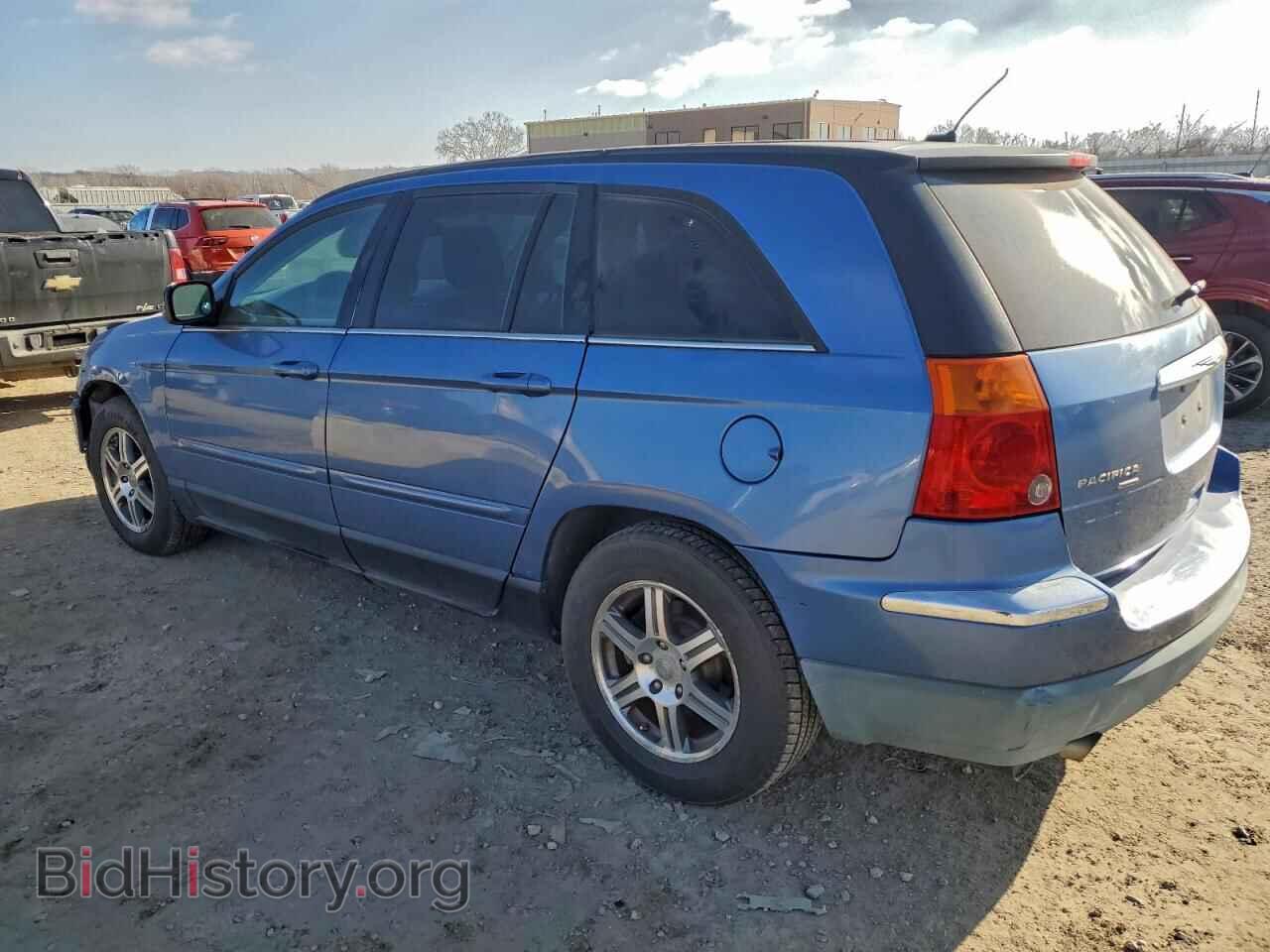 2007 CHRYSLER PACIFICA - VIN: 2A8GM68X57R163601 - Photo 2