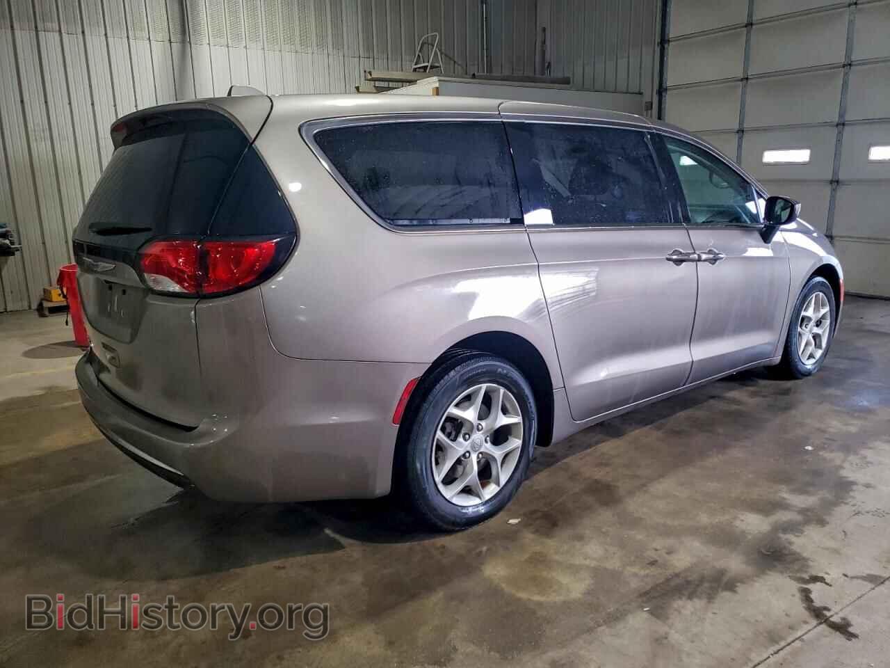 2017 CHRYSLER PACIFICA - VIN: 2C4RC1BGXHR841338 - Фото 3