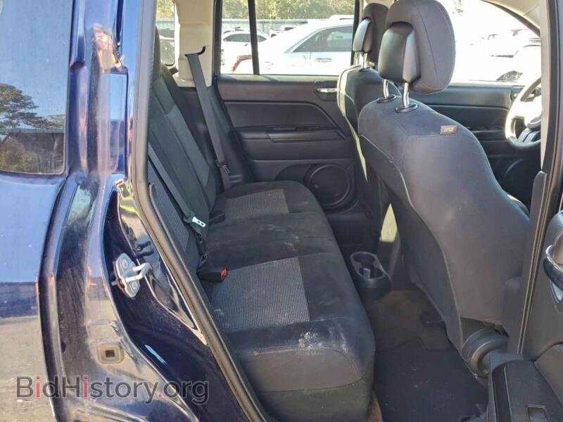 2015 Jeep COMPASS (VIN 1C4NJCBA1FD218945) — photo 10 of 12