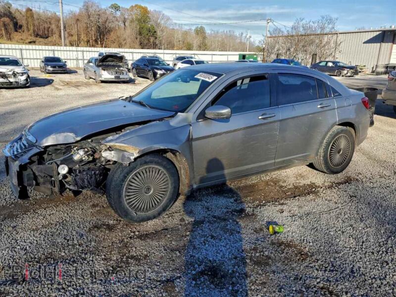 2013 Chrysler 200 LX (VIN 1C3CCBAG9DN727064) — photo 1 of 12, Copart, damage: front end