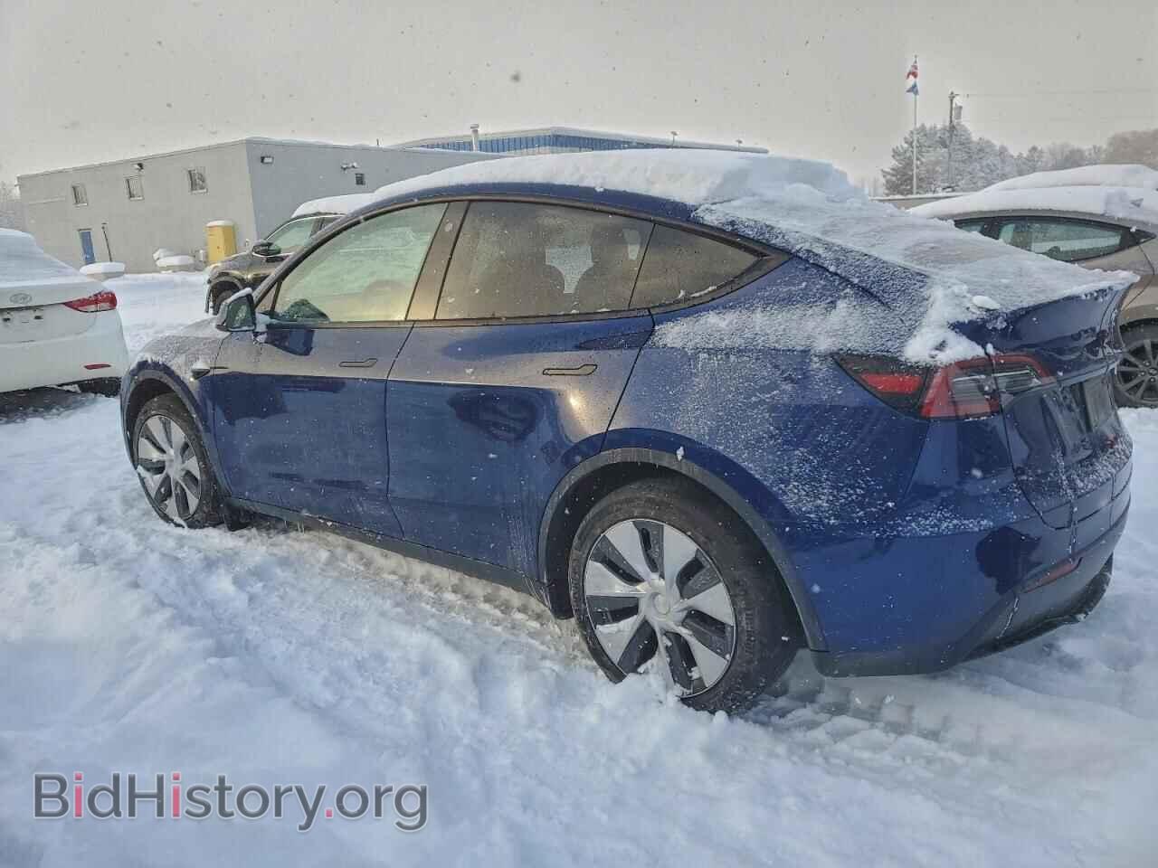 2023 TESLA MODEL Y - VIN: 7SAYGAEE0PF673636 - Фото 2