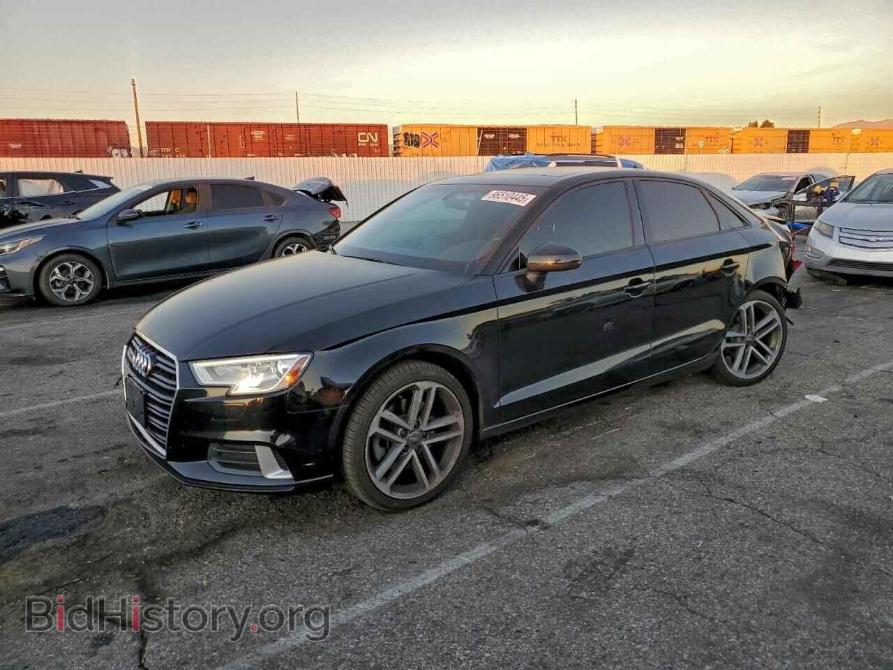 Фотография WAUAUGFF3J1010429 - AUDI A3 2018