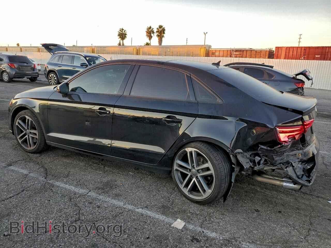 2018 AUDI A3 - VIN: WAUAUGFF3J1010429 - Фото 2