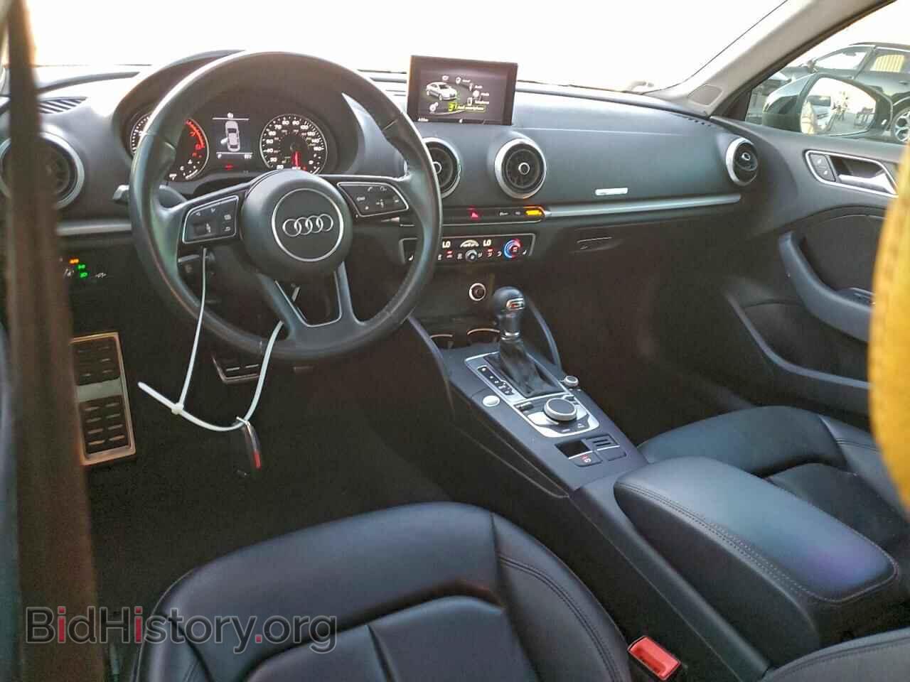 2018 AUDI A3 - VIN: WAUAUGFF3J1010429 - Фото 8