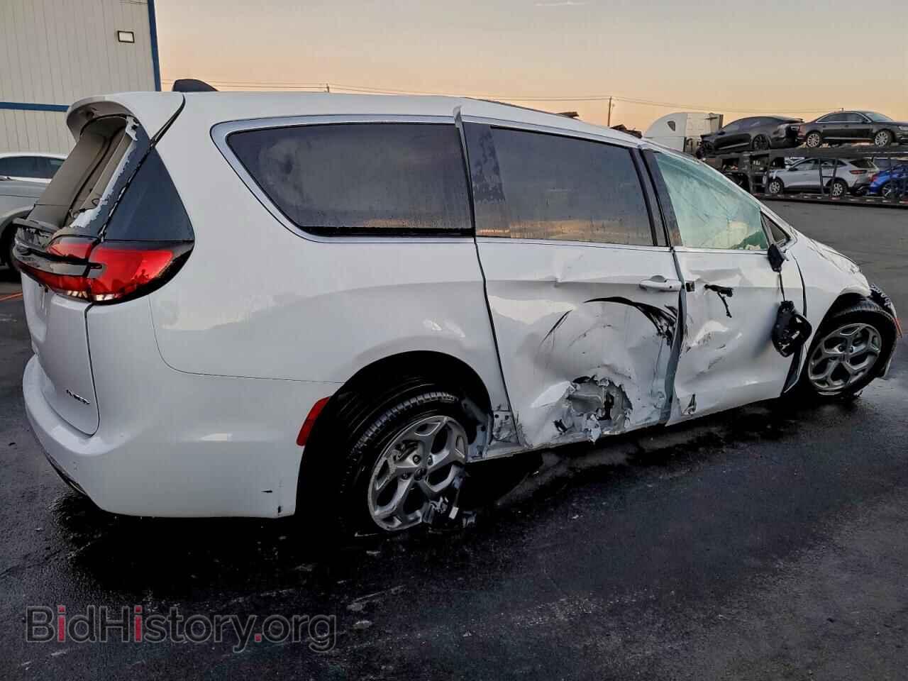 2024 CHRYSLER PACIFICA - VIN: 2C4RC1GG0RR142469 - Фото 3