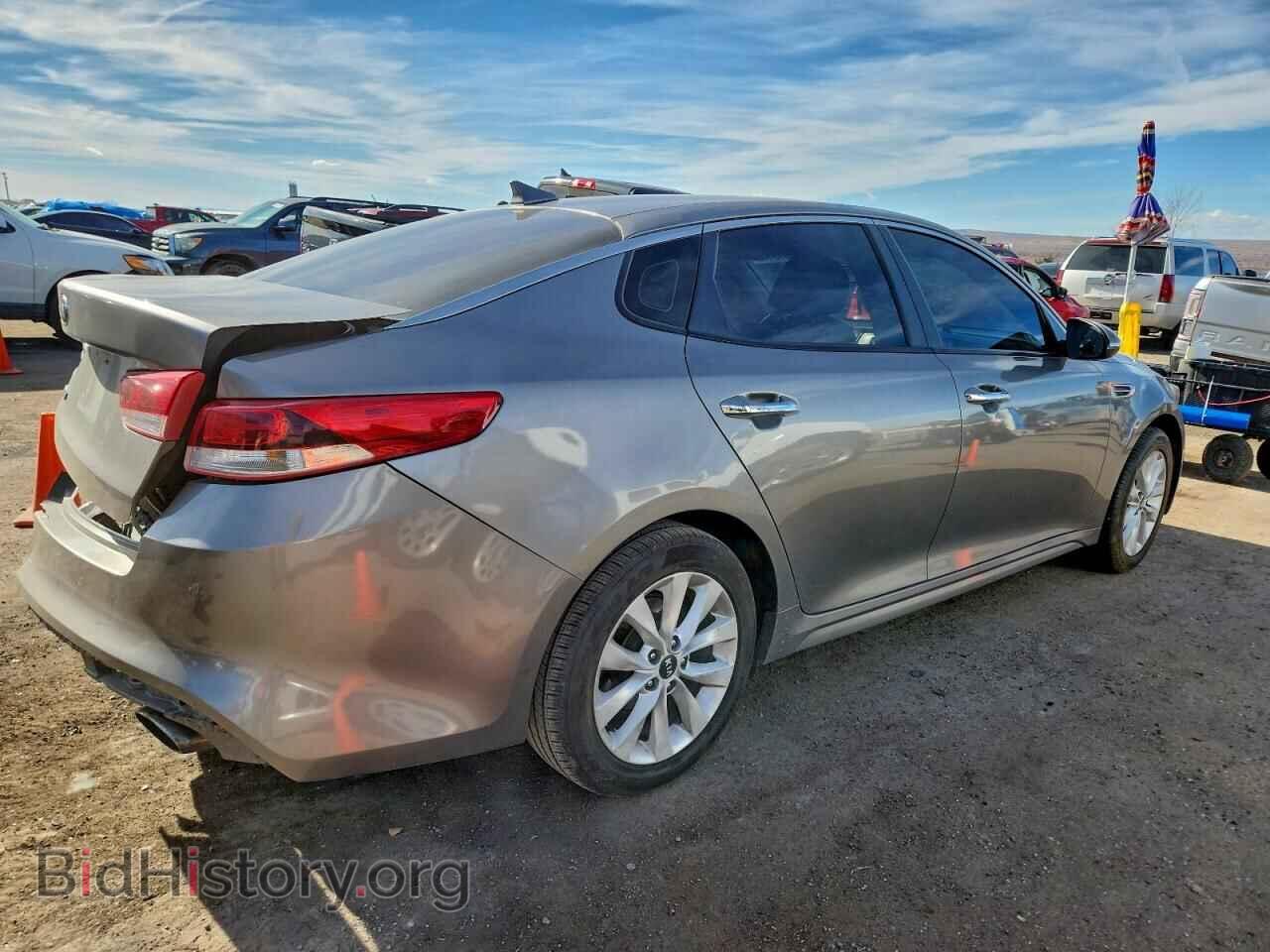 2017 KIA OPTIMA - VIN: 5XXGT4L36HG140020 - Фото 3