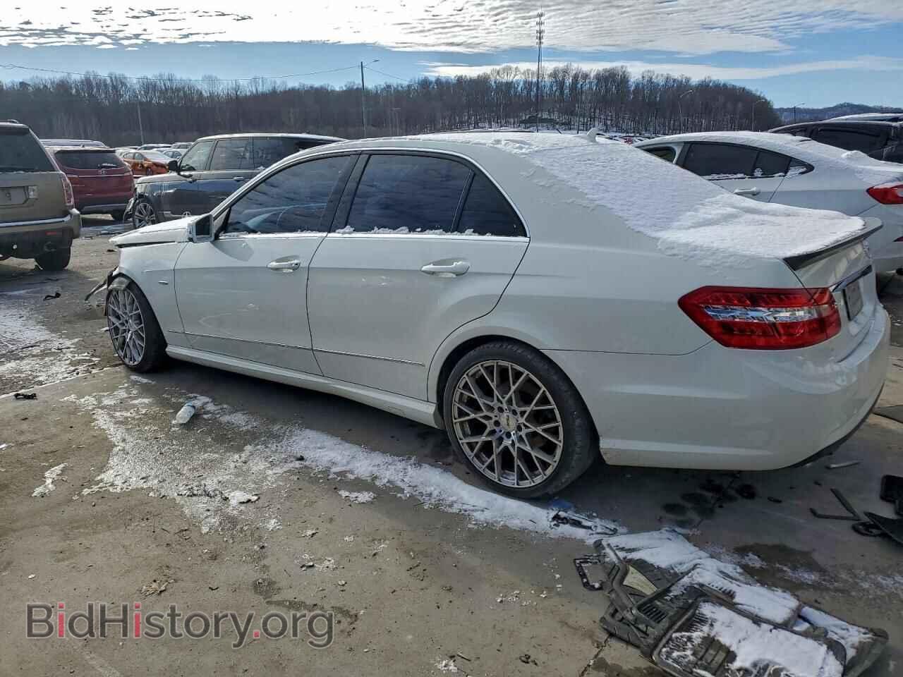 2012 MERCEDES-BENZ E-CLASS - VIN: WDDHF8JB2CA521094 - Фото 2