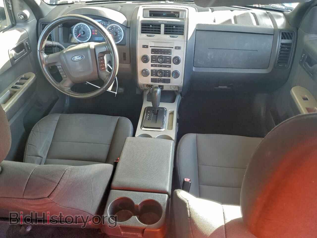 2011 FORD ESCAPE - VIN: 1FMCU0D73BKC16324 - Фото 8