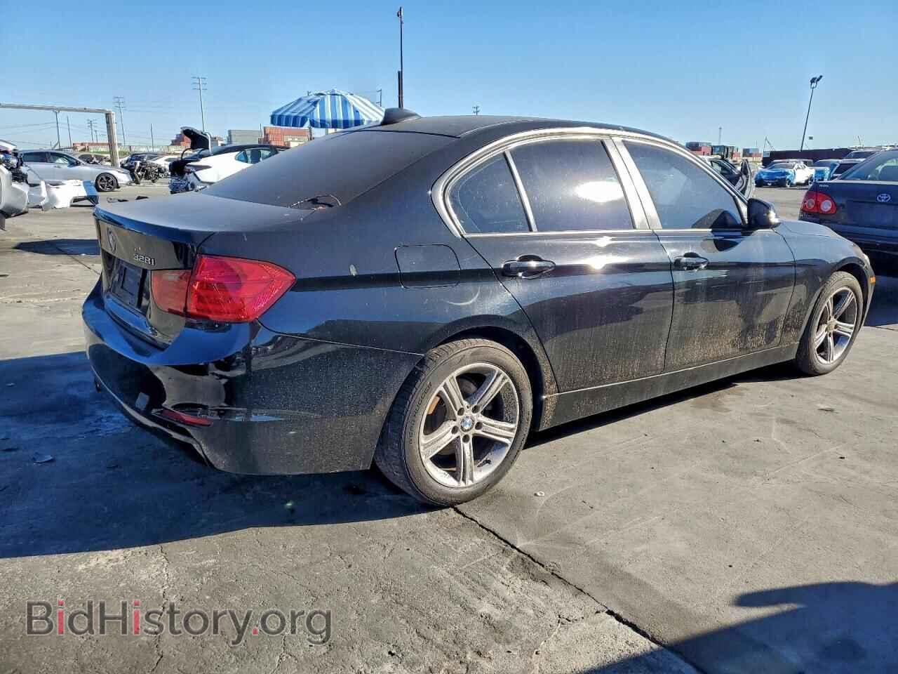 2012 BMW 3 SERIES - VIN: WBA3A5C58CF349940 - Photo 3