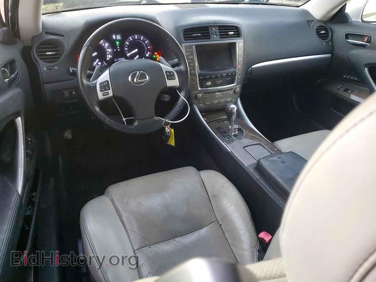 2012 LEXUS IS - VIN: JTHFF2C21C2524704 - Photo 8