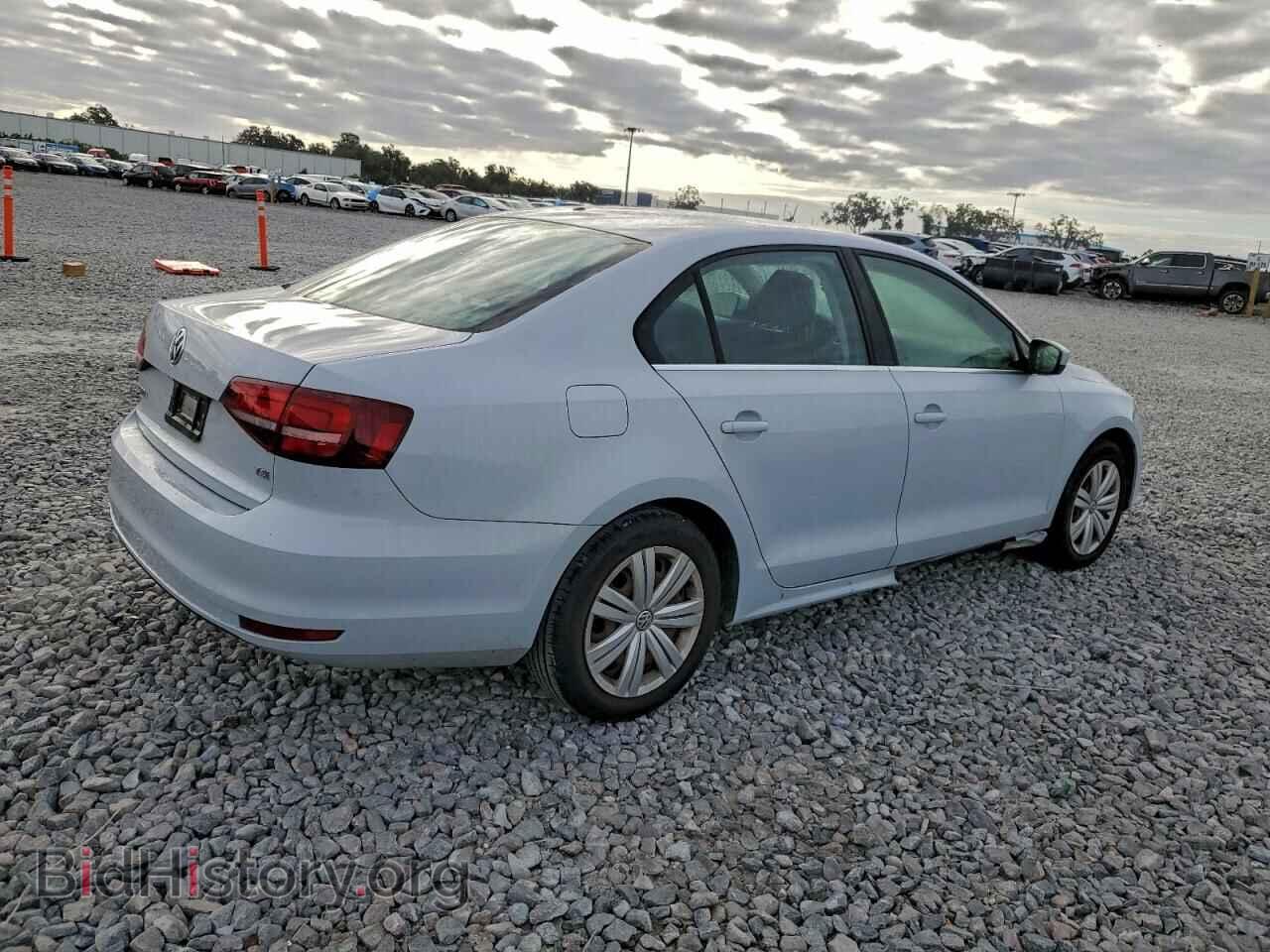 2017 VOLKSWAGEN JETTA - VIN: 3VW2B7AJ4HM335500 - Фото 3