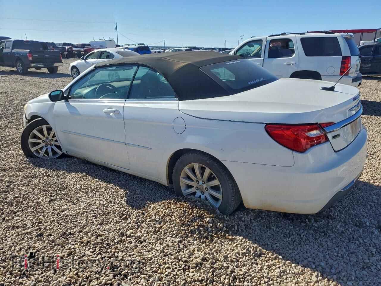 2011 CHRYSLER 200 - VIN: 1C3BC2EG6BN554560 - Фото 2