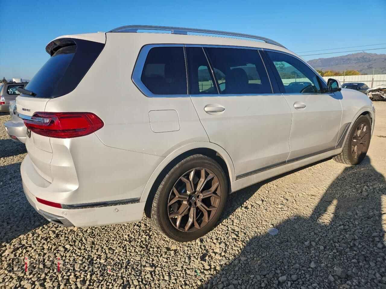 2021 BMW X7 - VIN: 5UXCW2C00M9H05094 - Фото 3