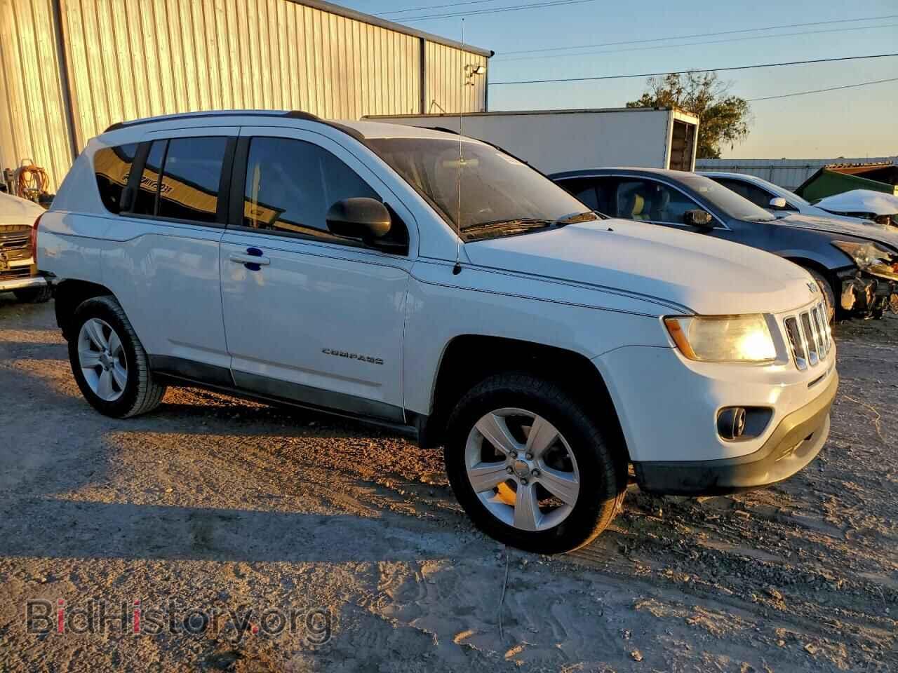 2011 JEEP COMPASS - VIN: 1J4NF1FB2BD215632 - Фото 4
