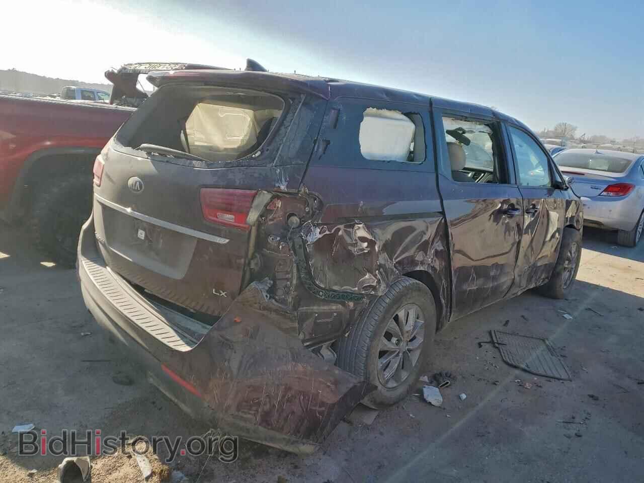 2020 KIA All Models - VIN: KNDMB5C17L6596335 - Фото 3