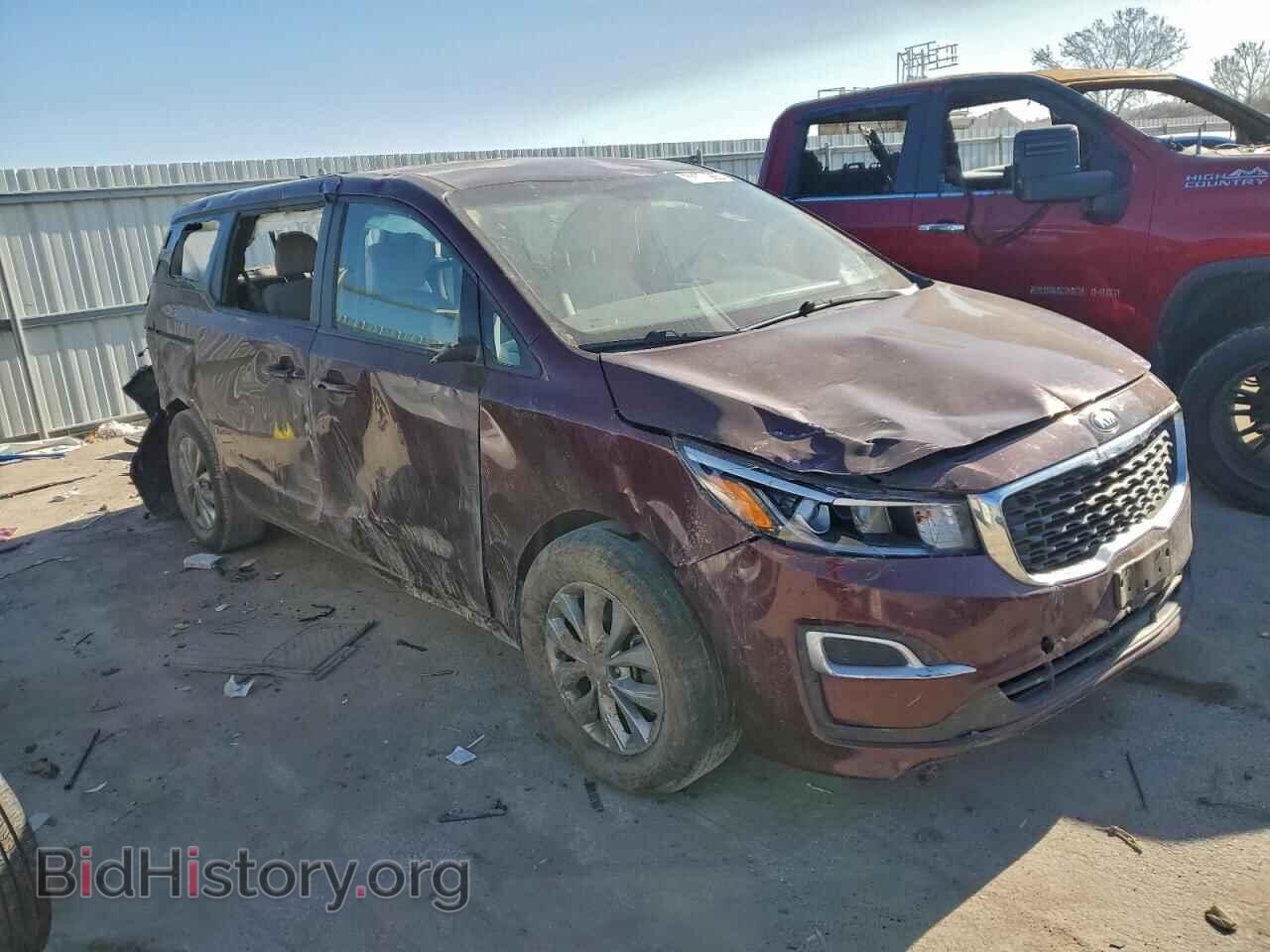 2020 KIA All Models - VIN: KNDMB5C17L6596335 - Фото 4