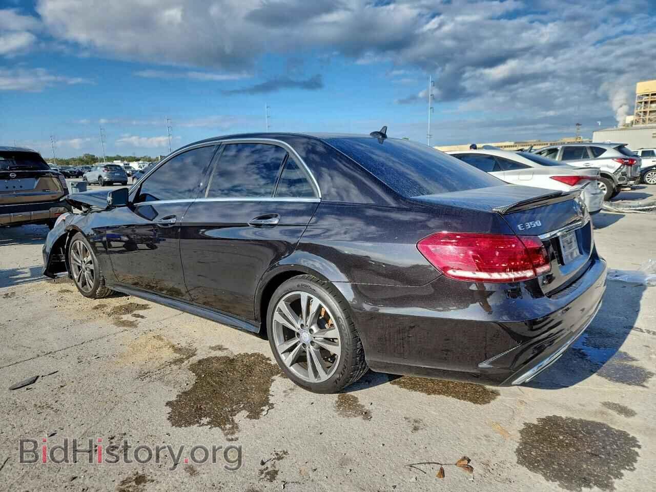 2014 MERCEDES-BENZ E-CLASS - VIN: WDDHF8JB6EA895677 - Фото 2