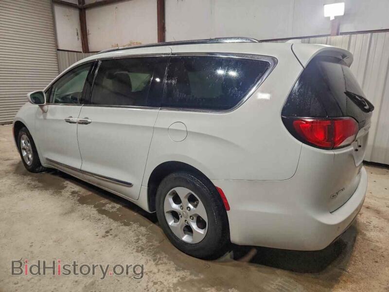 2017 Chrysler PACIFICA (VIN 2C4RC1EG6HR592113) — фото 2 из 13